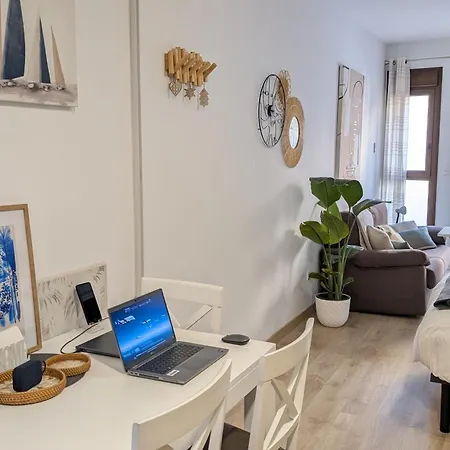 New W Balcony Ac Fast Wifi 55inch Tv Apartment *